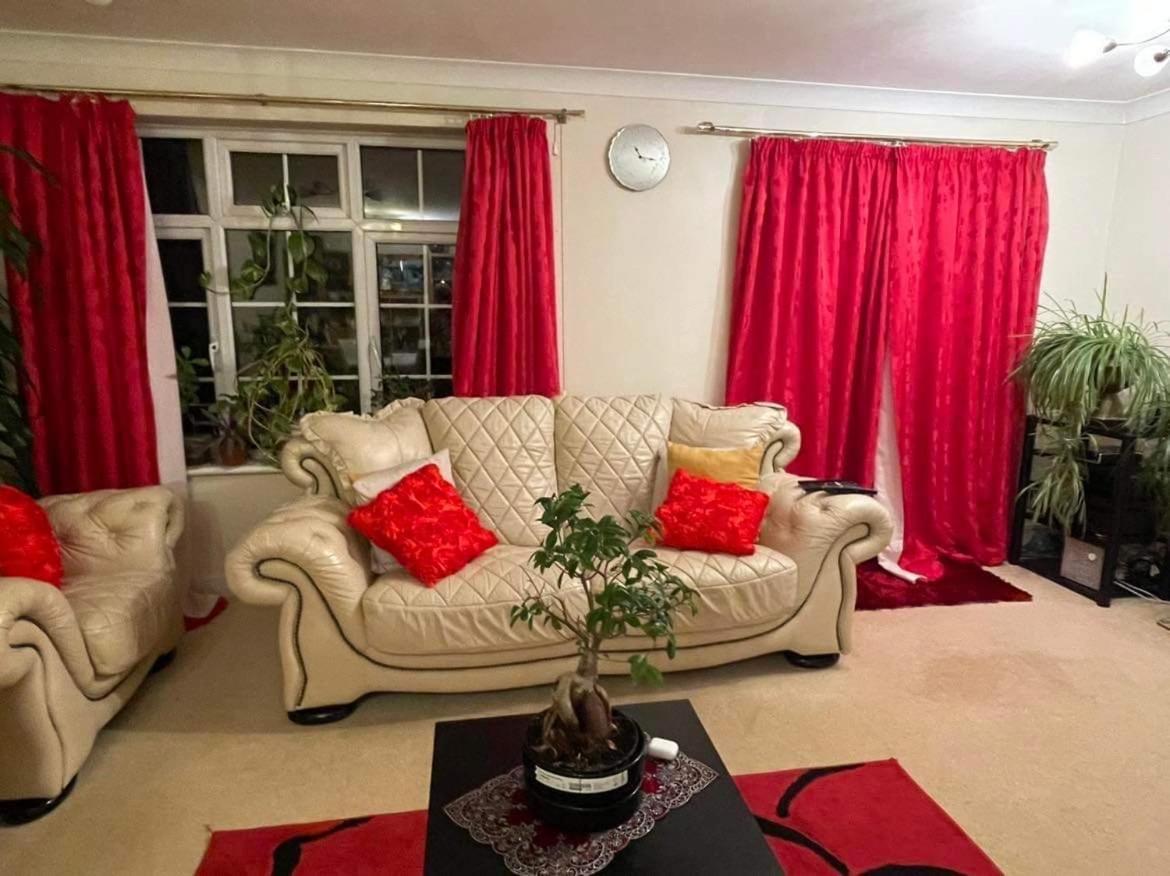 Cozy Homestay Croydon Bagian luar foto